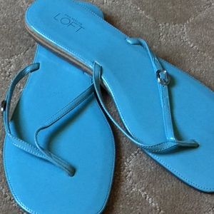 Anne Klein Teal Thong sandals size 9
